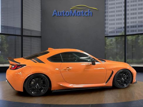 Used 2023 Toyota GR86 10th Anniversary SE RWD image 12