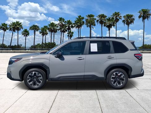 Used 2026 Subaru Forester Premium AWD/4WD image 6