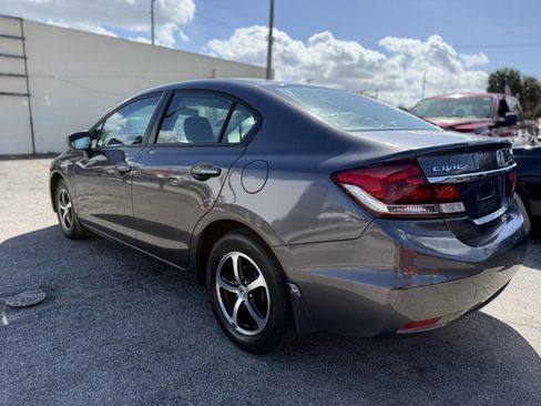 Used 2015 Honda Civic SE image 5