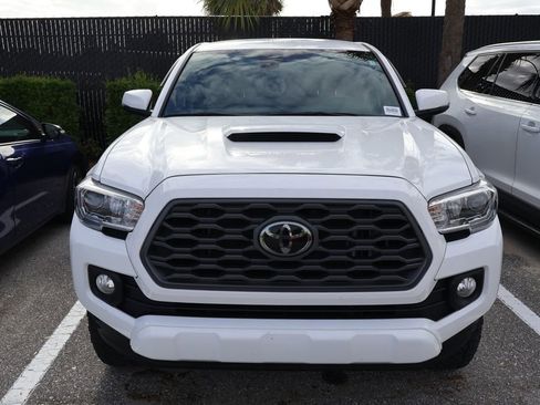 Used 2023 Toyota Tacoma TRD Sport image 5