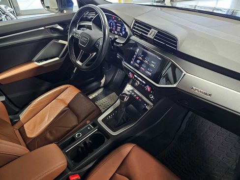 Used 2021 Audi Q3 2.0T Premium w/ Convenience Package image 10