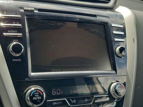 Used 2020 Nissan Murano S FWD image 26
