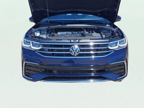 Used 2023 Volkswagen Tiguan SEL R-Line AWD/4WD image 23