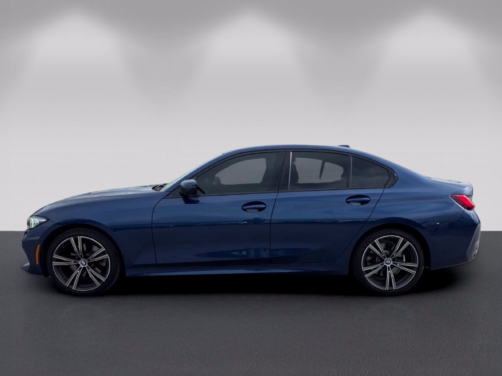 Certified 2023 BMW 330i Sedan w/ Driving Assistance Package RWD image 7