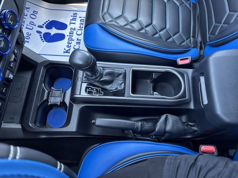 Used 2021 Toyota Tacoma TRD Sport w/ Technology Package image 23