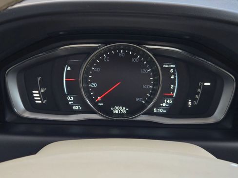 Used 2015 Volvo XC60 T5 image 30