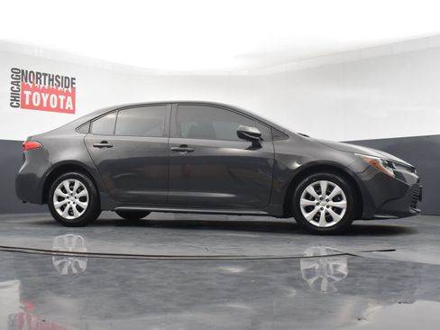 Used 2023 Toyota Corolla LE FWD image 27