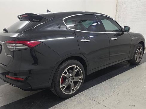 Used 2023 Maserati Levante Modena AWD/4WD image 4