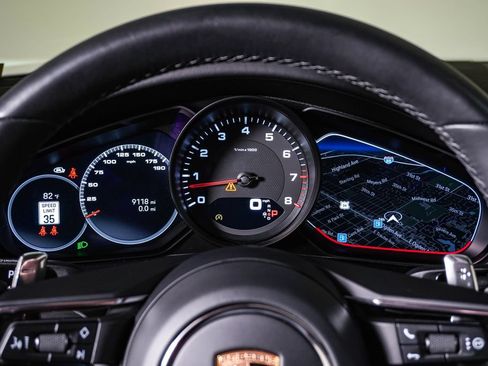 Certified 2023 Porsche Panamera 4 Platinum Edition AWD/4WD image 21