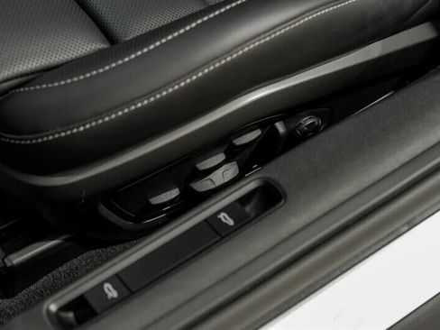 Used 2023 Porsche 911 Turbo S image 31