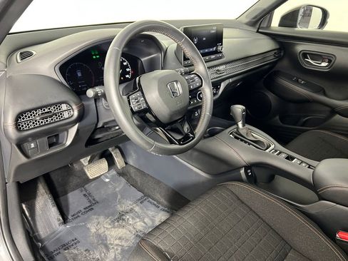 Used 2024 Honda HR-V Sport image 23