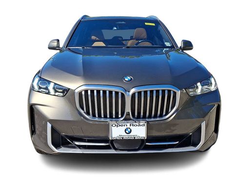 Used 2024 BMW X5 xDrive40i w/ Premium Package AWD/4WD image 2