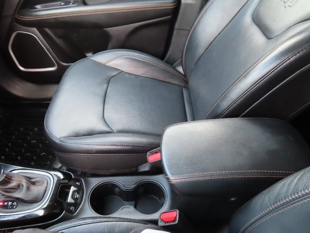 Used 2017 Jeep Compass Limited AWD/4WD image 15