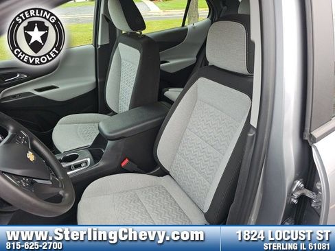 Used 2023 Chevrolet Equinox LS image 10