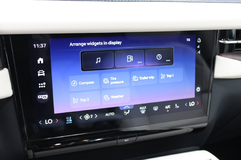 New 2027 Lincoln Navigator Reserve w/ Jet Appearance Package AWD/4WD image 66