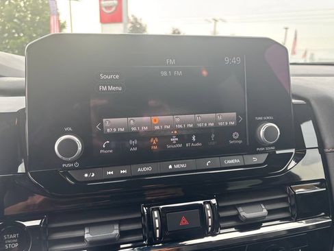 Used 2025 Nissan Pathfinder Rock Creek AWD/4WD image 17