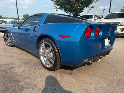 Used 2010 Chevrolet Corvette Coupe w/ Preferred Equipment Group RWD image 2