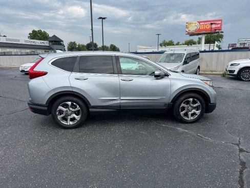 Used 2019 Honda CR-V EX image 6