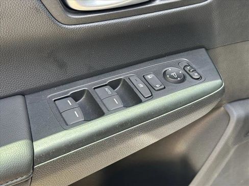 Used 2023 Honda CR-V LX image 13