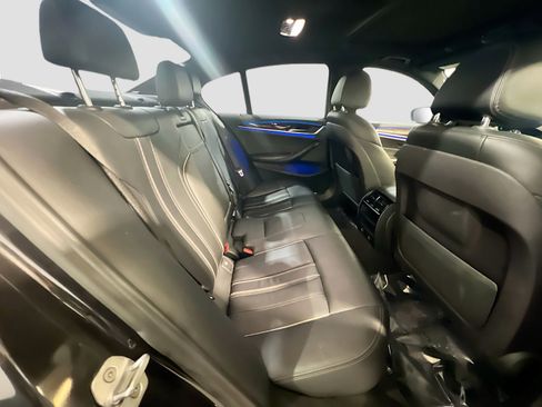 Used 2018 BMW 530i image 21