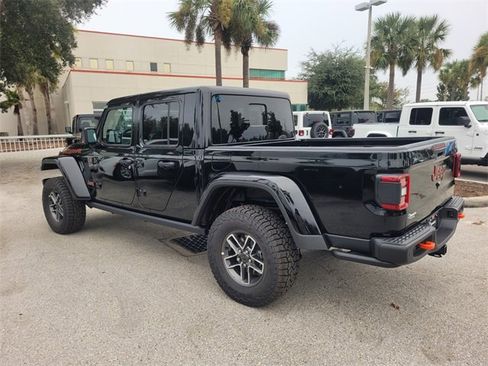 New 2025 Jeep Gladiator Mojave image 11