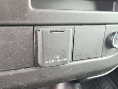 Used 2021 GMC Savana 2500 w/ Driver Convenience Package image 26