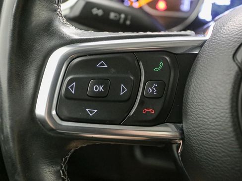 Used 2022 Jeep Wrangler Unlimited Sahara w/ LED Lighting Group AWD/4WD image 40