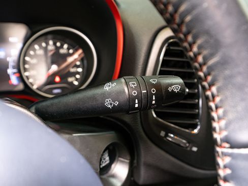 Used 2019 Jeep Compass Trailhawk w/ Cold Weather Group image 26