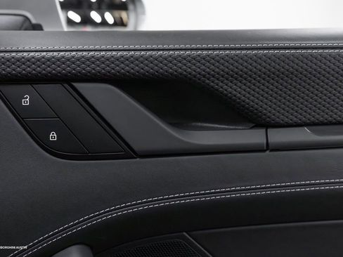 Used 2022 Porsche 911 GT3 RWD image 34