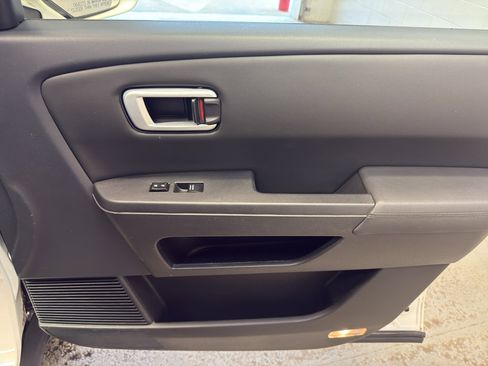 Used 2013 Honda Pilot Touring image 20