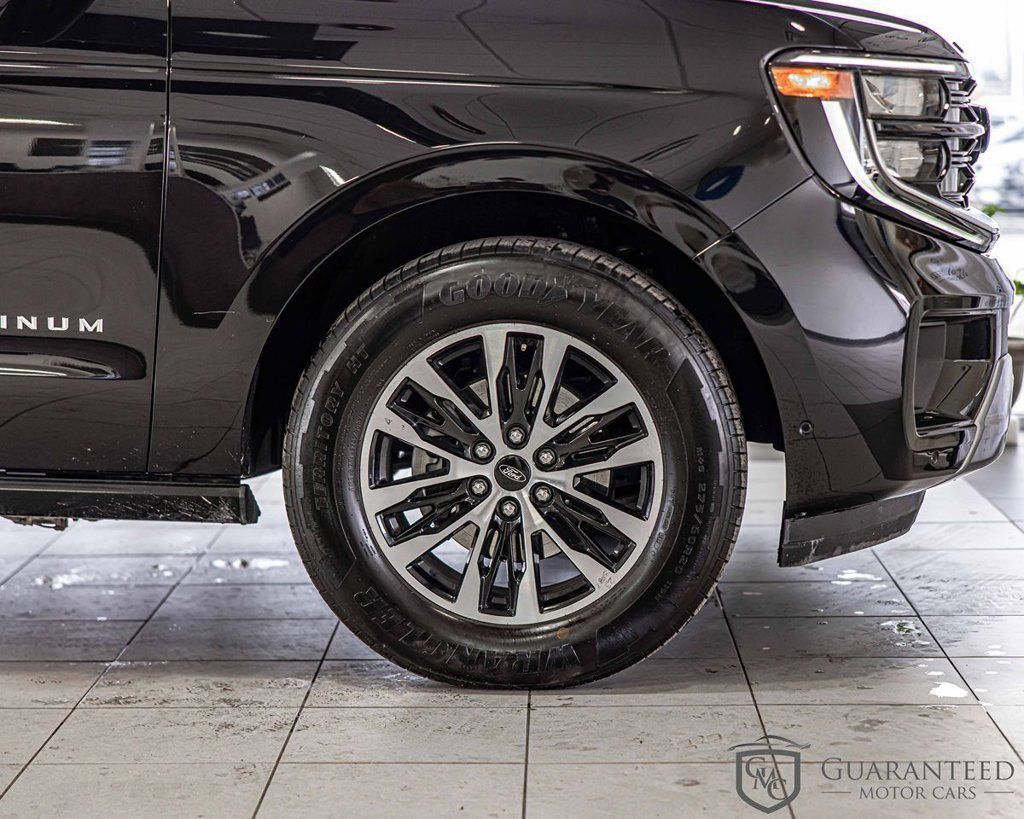 Used 2025 Ford Expedition Platinum AWD/4WD image 11