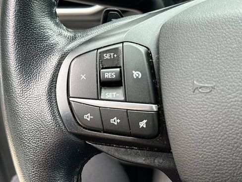 Used 2020 Ford Explorer XLT w/ Equipment Group 202A AWD/4WD image 41