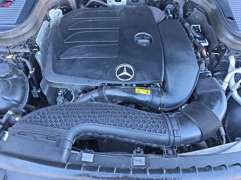 Certified 2021 Mercedes-Benz GLC 300 4MATIC image 34