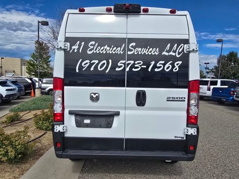 Used 2023 RAM ProMaster 2500 FWD image 15