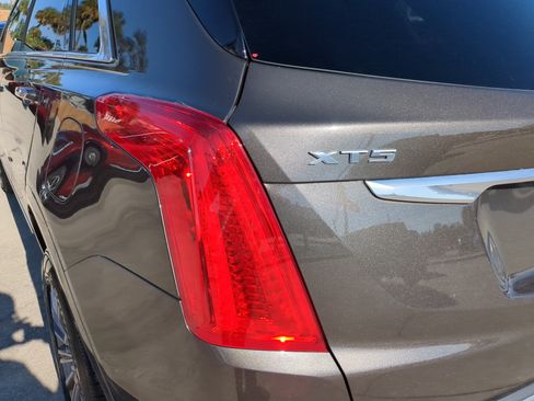 Used 2019 Cadillac XT5 Luxury image 10