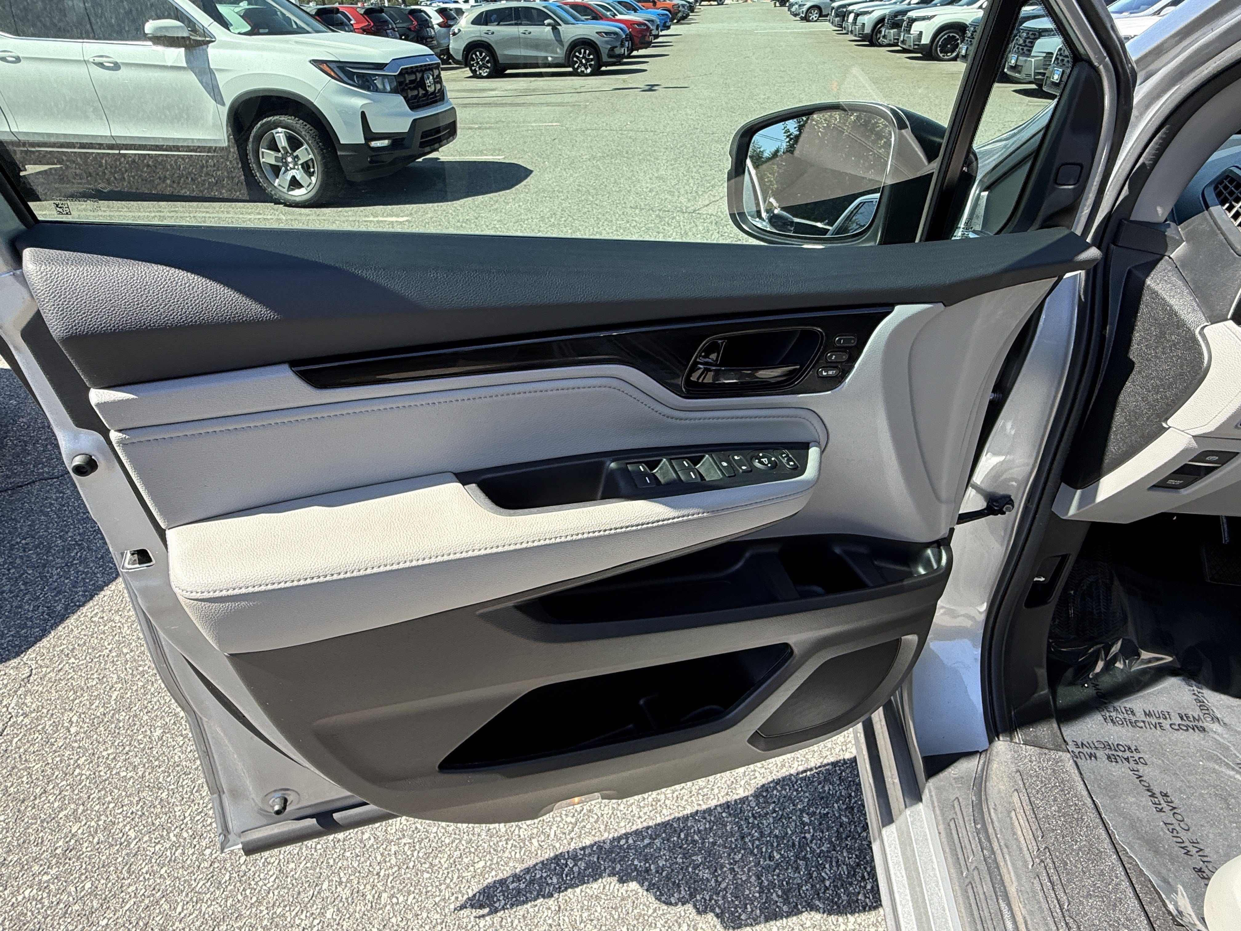 Certified 2024 Honda Odyssey Touring image 14