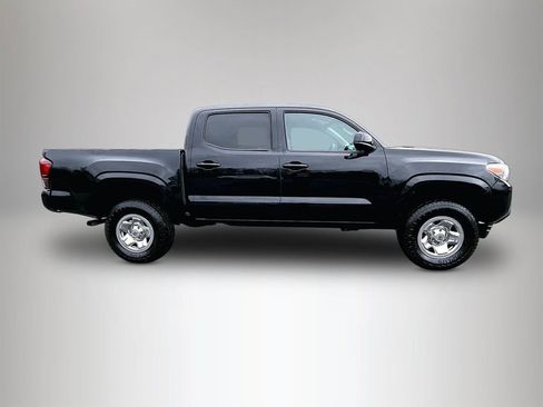 Used 2020 Toyota Tacoma SR image 6