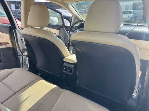 Used 2012 Lexus HS 250h image 29