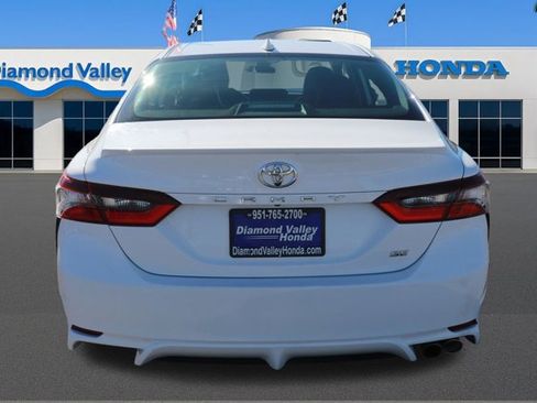 Used 2023 Toyota Camry SE image 5