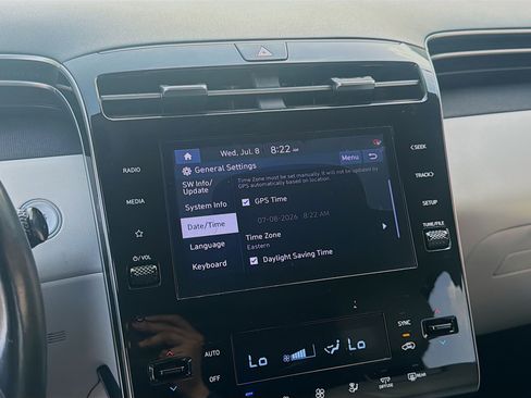 Used 2022 Hyundai Tucson SEL w/ Convenience + Premium Package FWD image 10