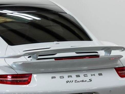 Used 2015 Porsche 911 Turbo S AWD/4WD image 35