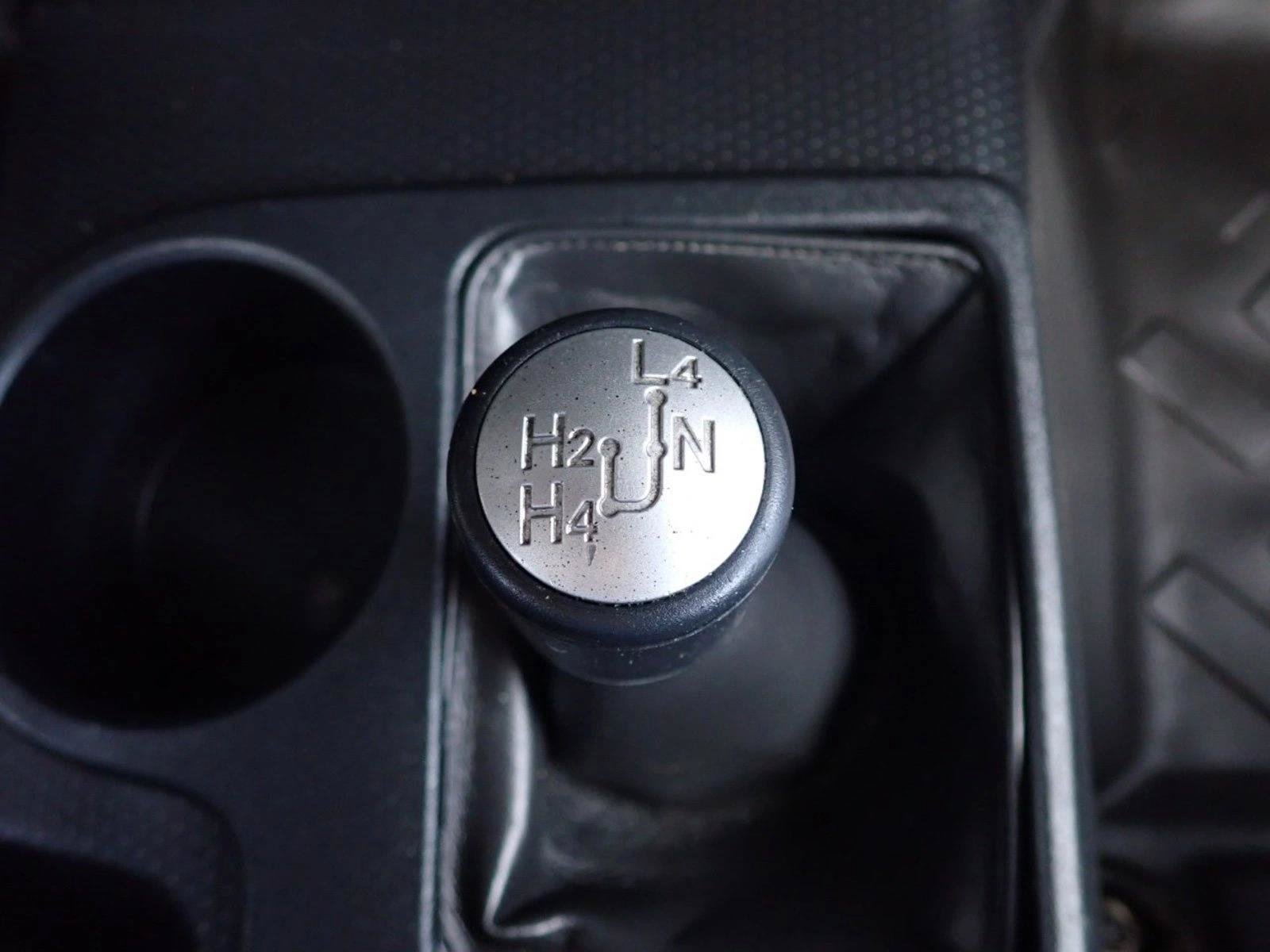 Used 2008 Toyota FJ Cruiser 4WD image 20