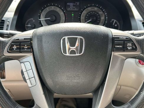 Used 2014 Honda Odyssey EX image 25