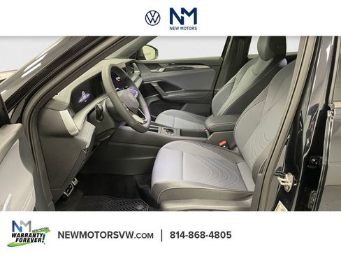 New 2026 Volkswagen Tiguan SE R-Line image 7