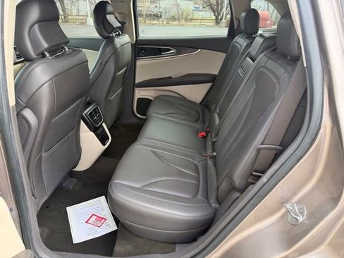 Used 2019 Lincoln Nautilus Reserve w/ Driver Assistance Package image 11