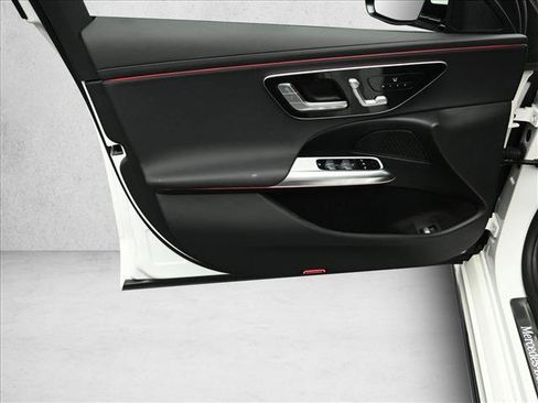 Certified 2025 Mercedes-Benz E 350 4MATIC Sedan image 19