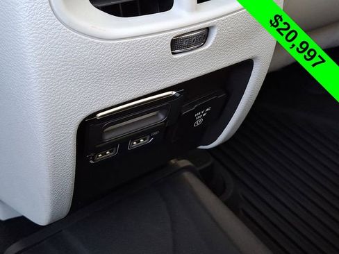 Certified 2020 Jeep Cherokee Limited image 12