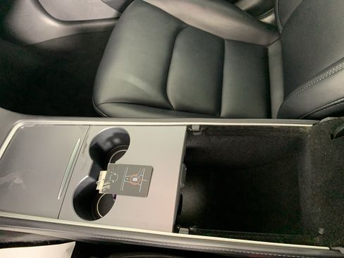 Used 2023 Tesla Model 3 Standard Range RWD image 26
