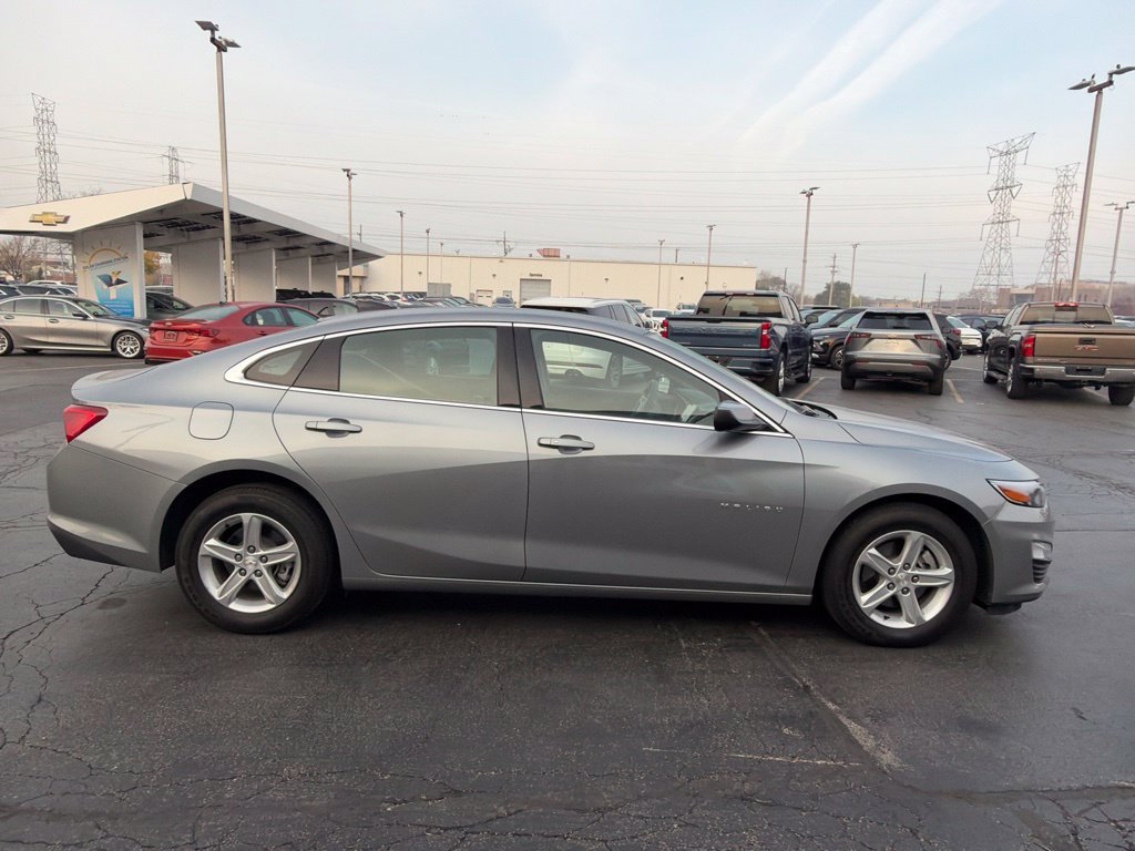 Used 2024 Chevrolet Malibu LS FWD image 6