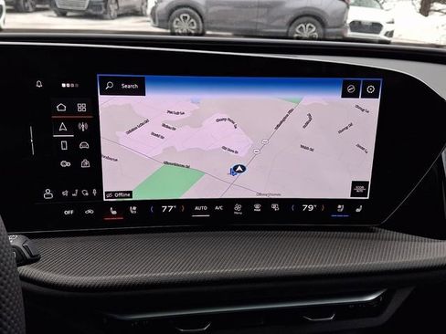 Used 2025 Audi SQ5 Premium Plus image 17